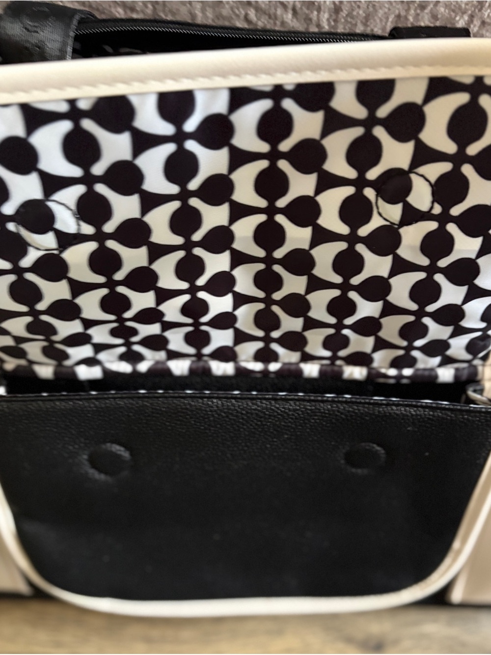 MALBON King of Clubs weekender, duffel, bag. Beautiful design with lots of room. - Picture 8 of 8